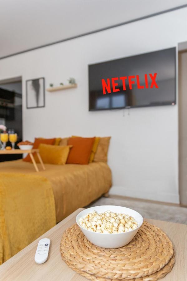 Appartement LE NID DOUILLET : PARIS proche-Cozy-Netflix à Montmagny Extérieur photo